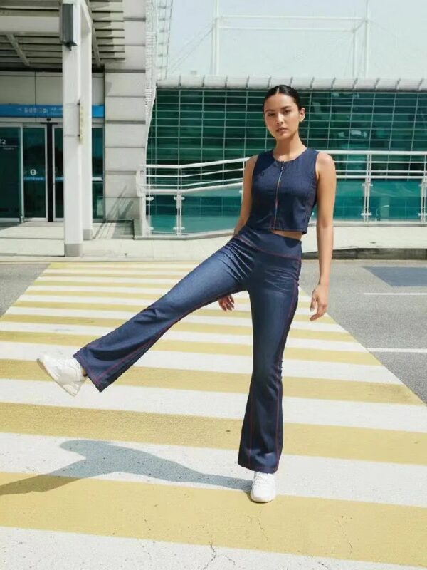 Zip-Up Crop Tank + High Waist Yoga Flare Leggings